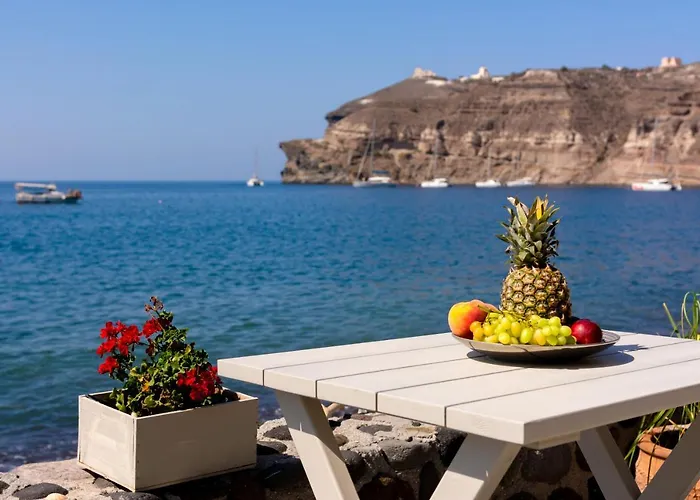 Black Bay Caves Apartment *