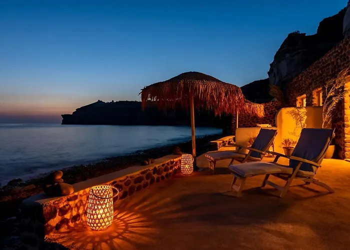 Black Bay Caves Apartment Akrotiri (Santorini)