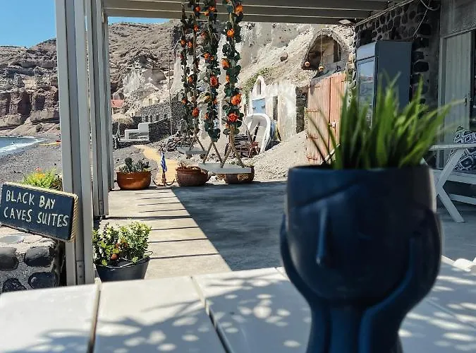 Apartment Black Bay Caves Akrotiri (Santorini)